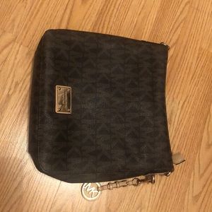 MICHAEL KORS  cross body bag